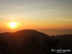 Lever de soleil vu depuis Pananjakan
